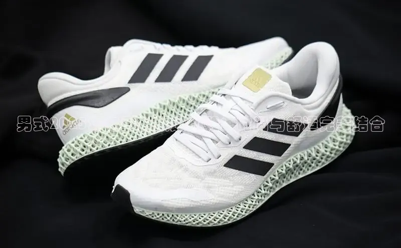 男式2025年冬季新款运动鞋：时尚与舒适完美结合